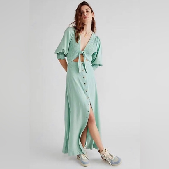 FREE PEOPLE STRING OF HEARTS MAXI SIZE Medium - Picture 1 of 7